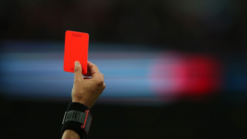 Thời gian treo giò đối với cầu thủ bị nhận phạt thẻ đỏ